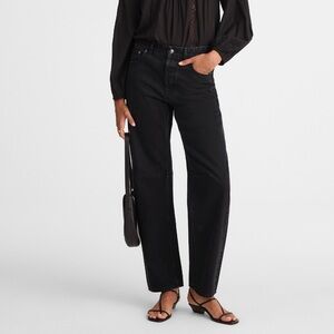 NWT Madewell Dated Barrel Leg Jeans in Washed Black